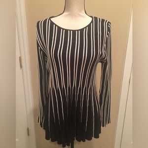 SKYE’S THE LIMIT Black and white strip sweater